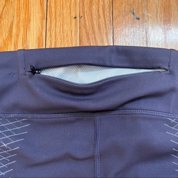 NWT Nike Zonal Strength Cropped Leggings - Picture 5 of 10